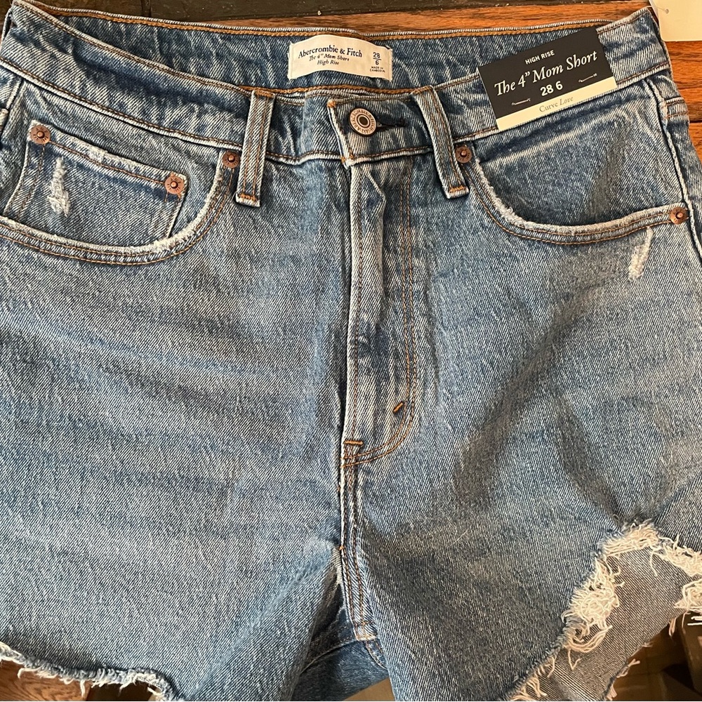 Abercrombie Mom Short